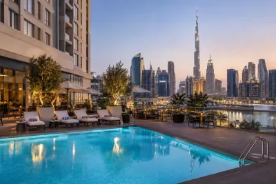 City Hotels (Mid-Range)